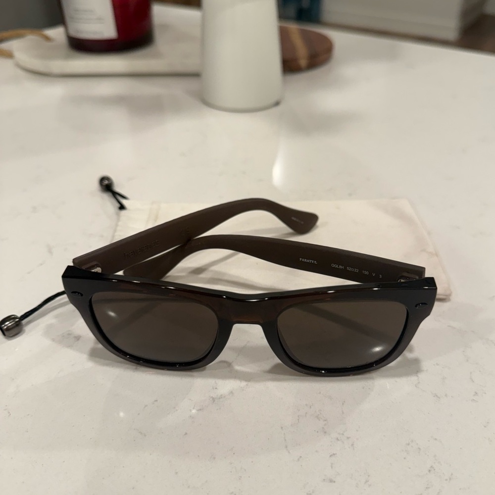 Hawaianas Classic Brown Sunglasses